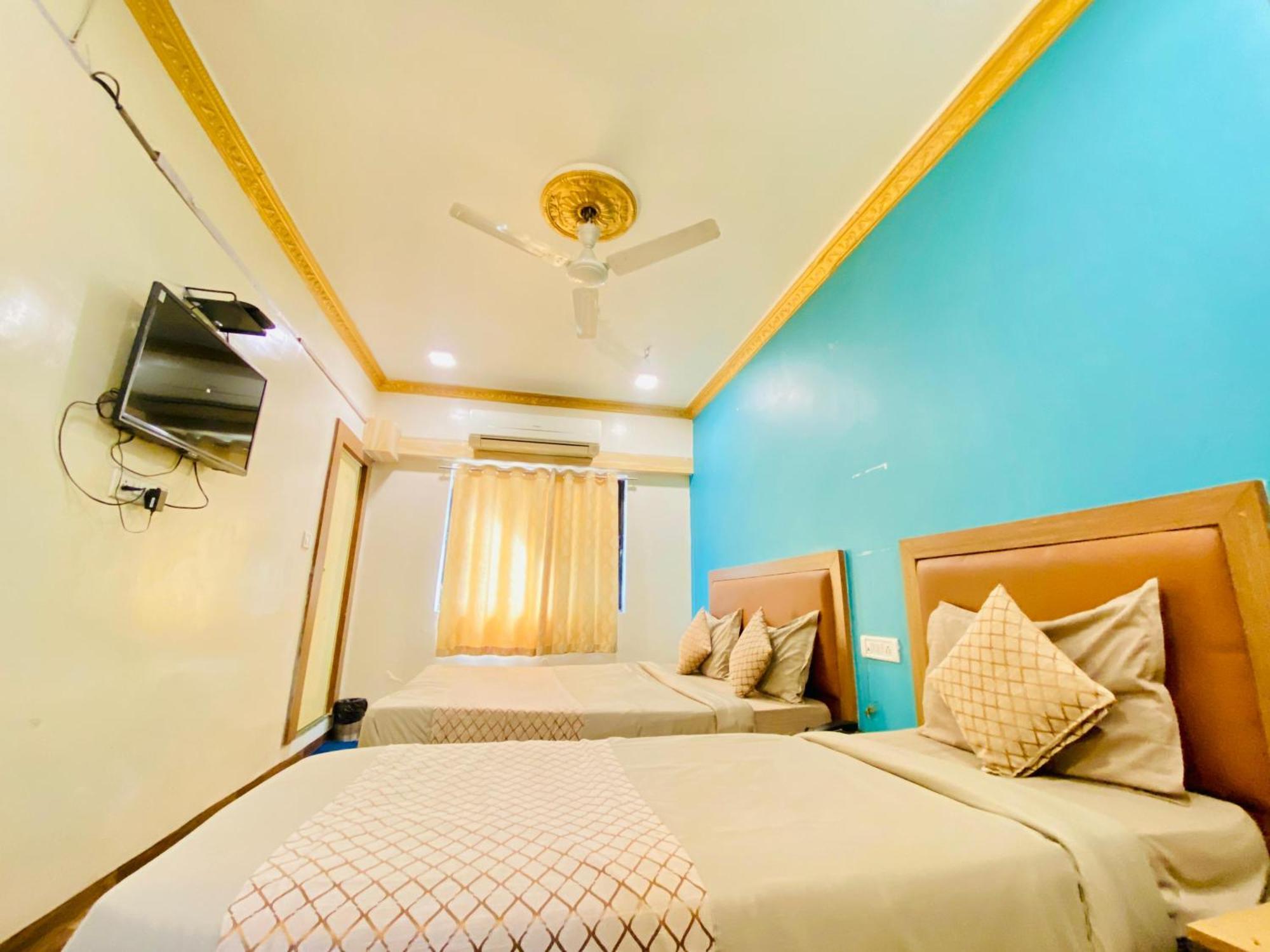 Hotel Abc Satellite Prahlad Nagar Ahmedabad Esterno foto