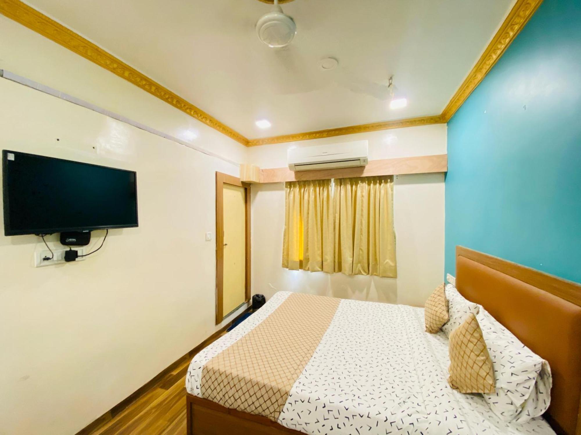 Hotel Abc Satellite Prahlad Nagar Ahmedabad Esterno foto